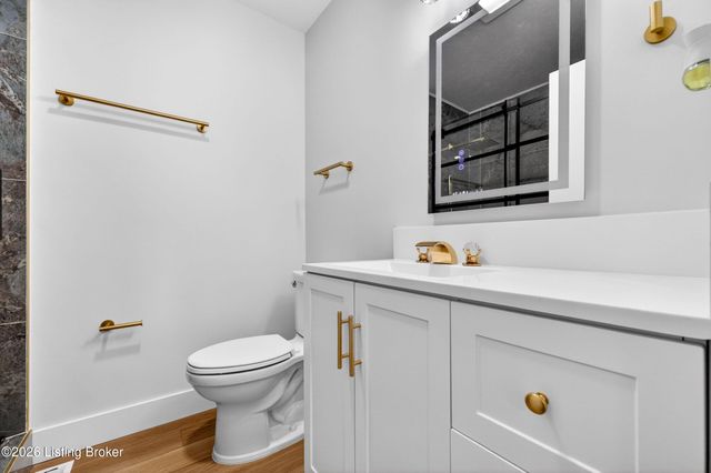 9804 Evening Star Dr, Louisville, KY 40272