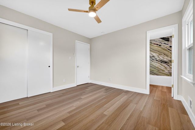 9804 Evening Star Dr, Louisville, KY 40272