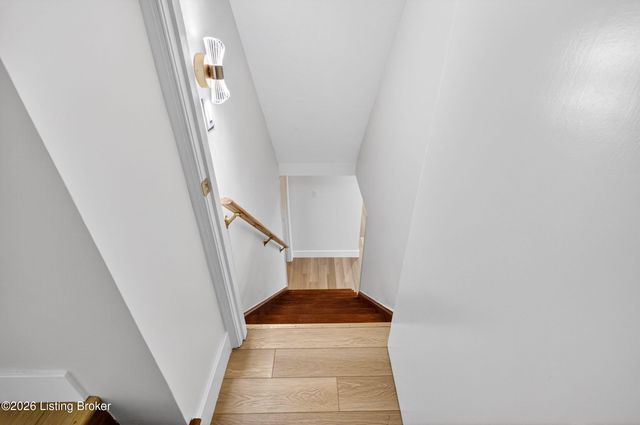 9804 Evening Star Dr, Louisville, KY 40272