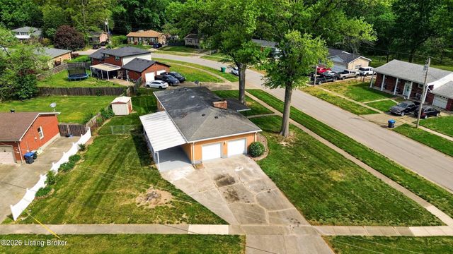 9804 Evening Star Dr, Louisville, KY 40272