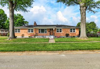 9804 Evening Star Dr, Louisville, KY 40272
