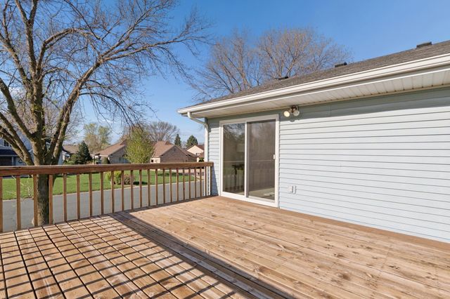 1193 Shawmut Street S, Shakopee, MN 55379