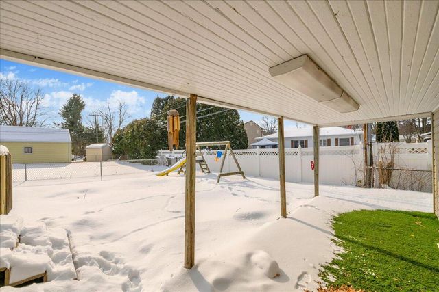 1330 Minnesota Avenue, Marysville, MI 48040