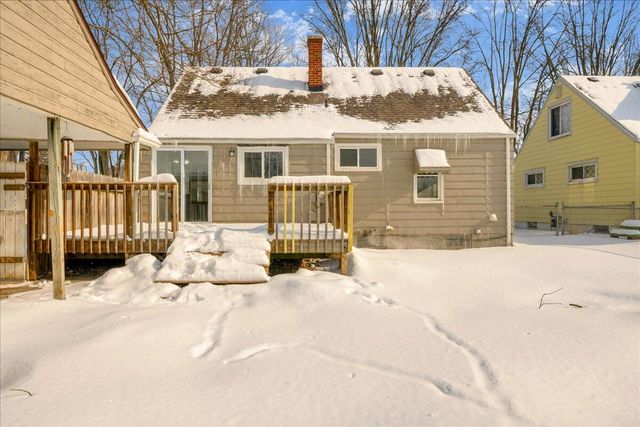 1330 Minnesota Avenue, Marysville, MI 48040