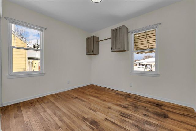 1330 Minnesota Avenue, Marysville, MI 48040