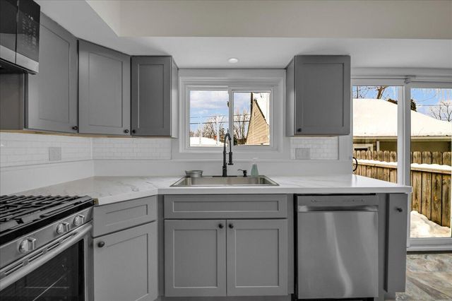 1330 Minnesota Avenue, Marysville, MI 48040