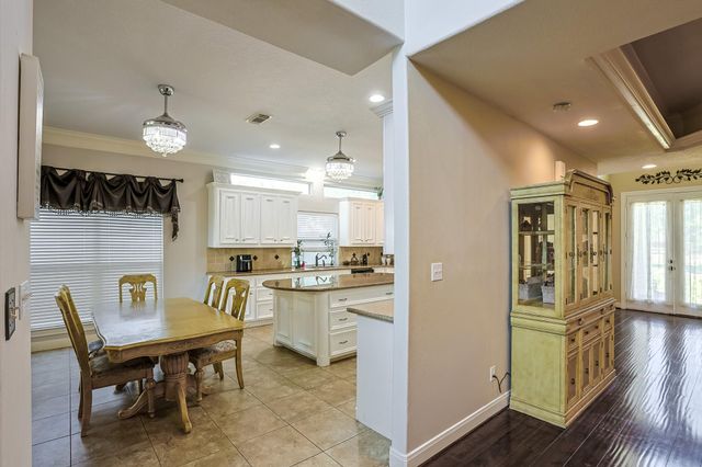 30119 W Geneva Drive, Spring, TX 77386