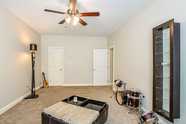 30119 W Geneva Drive, Spring, TX 77386