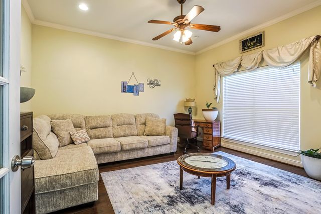 30119 W Geneva Drive, Spring, TX 77386