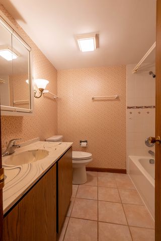 503 W Center Street, Mount Morris, IL 61054