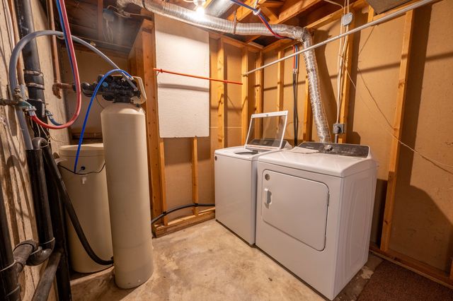 503 W Center Street, Mount Morris, IL 61054