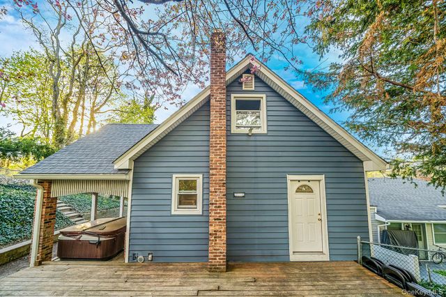 108 Lower Rocky Point Road, Sound Beach, NY 11789