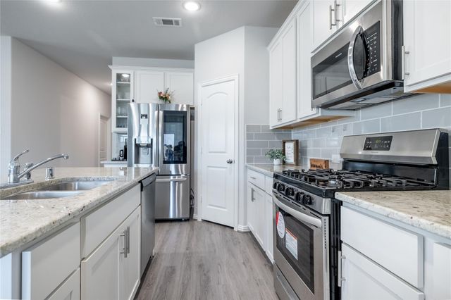 8115 Wahi Lane, Cypress, TX 77433