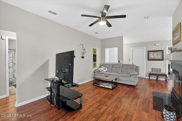 12311 SONDRA COVE Trail, Jacksonville, FL 32225