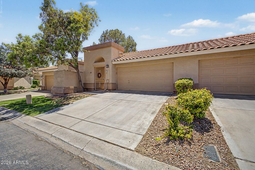 6776 S WILSON Street, Tempe, AZ 85283 — photo 2