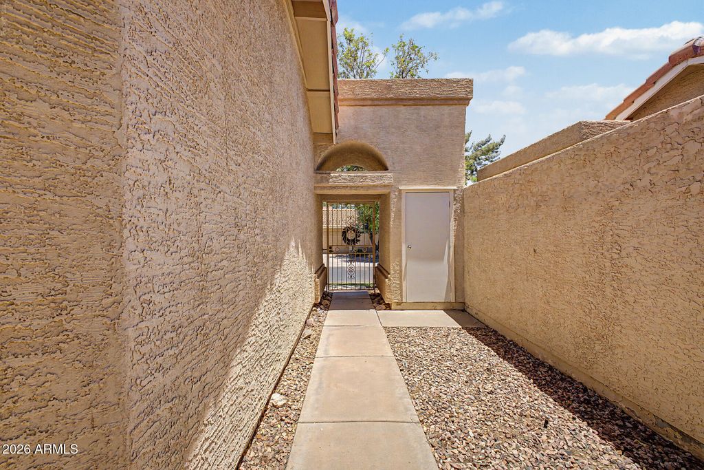 6776 S WILSON Street, Tempe, AZ 85283 — photo 5