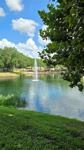 10211 COURTNEY PALMS BOULEVARD 304, Tampa, FL 33619