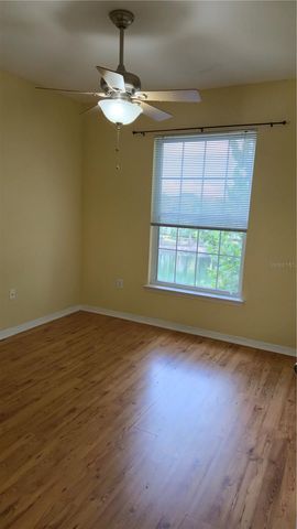 10211 COURTNEY PALMS BOULEVARD 304, Tampa, FL 33619