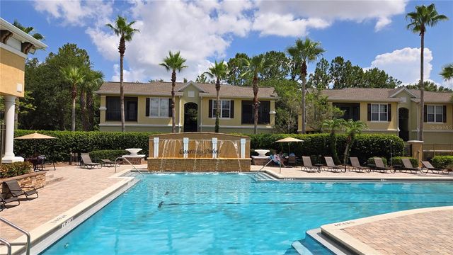 10211 COURTNEY PALMS BOULEVARD 304, Tampa, FL 33619