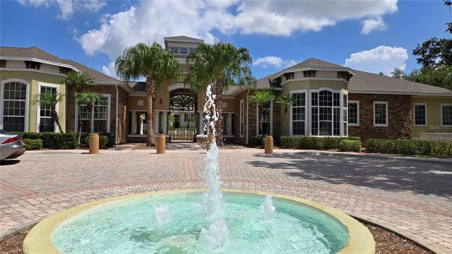 10211 COURTNEY PALMS BOULEVARD 304, Tampa, FL 33619