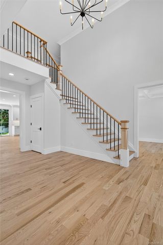 654 Caledonia Road, Dix Hills, NY 11746
