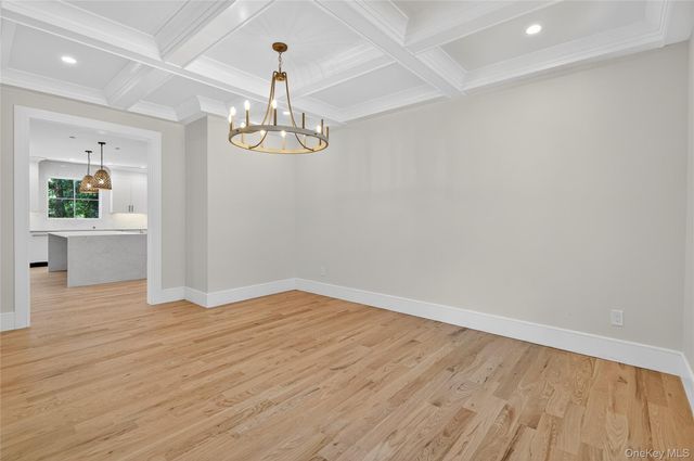 654 Caledonia Road, Dix Hills, NY 11746