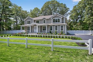 654 Caledonia Road, Dix Hills, NY 11746
