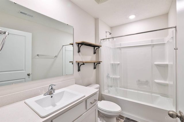 1474 Hawkshead Street, Xenia, OH 45385