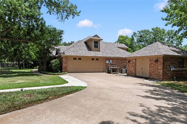 102 Foster Ranch Road, Trinidad, TX 75163