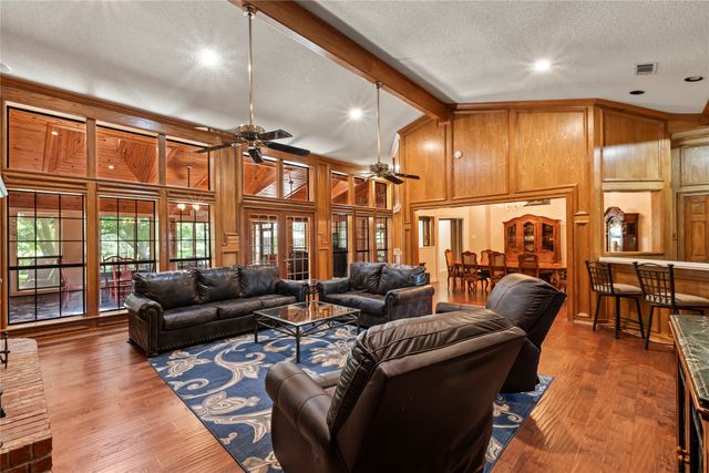 102 Foster Ranch Road, Trinidad, TX 75163