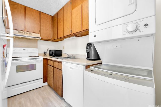 3033 Ala Ilima Street 402, Honolulu, HI 96818