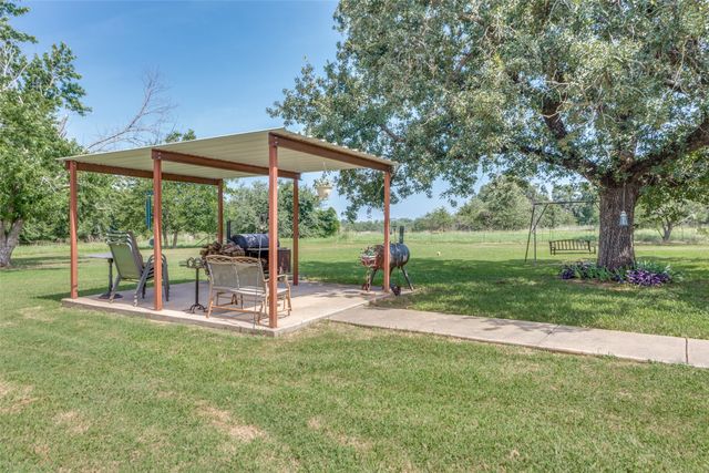 2400 Springfield Road, Springtown, TX 76082