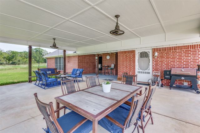 2400 Springfield Road, Springtown, TX 76082