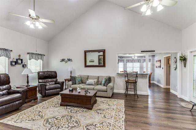 2400 Springfield Road, Springtown, TX 76082