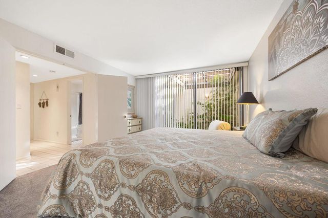 278 Tolosa Circle, Palm Desert, CA 92260