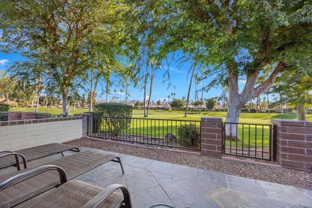278 Tolosa Circle, Palm Desert, CA 92260