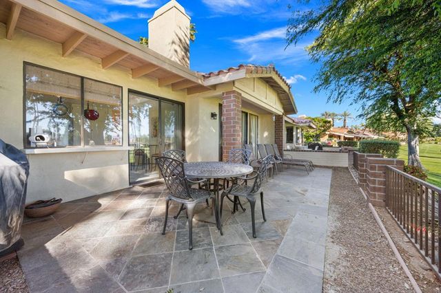 278 Tolosa Circle, Palm Desert, CA 92260