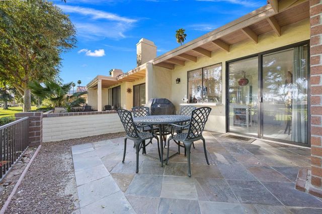 278 Tolosa Circle, Palm Desert, CA 92260