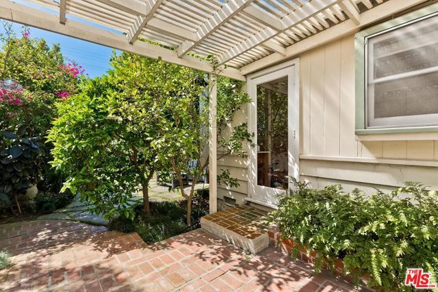 3125 Kelton Avenue, Los Angeles, CA 90034