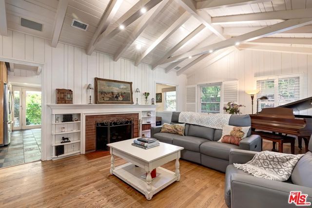 3125 Kelton Avenue, Los Angeles, CA 90034