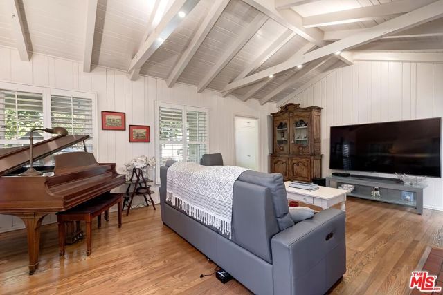 3125 Kelton Avenue, Los Angeles, CA 90034