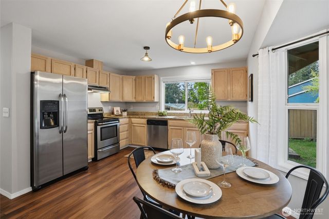 1415 NW Cairo Street, Silverdale, WA 98383