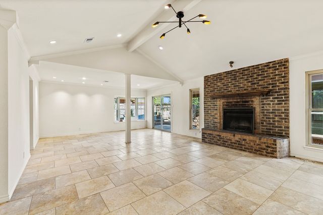 5101 Brazos St, Midland, TX 79707