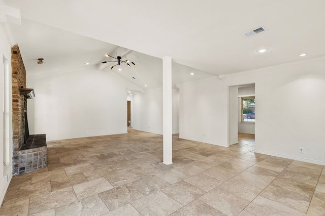 5101 Brazos St, Midland, TX 79707