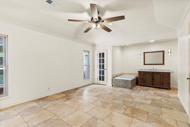 5101 Brazos St, Midland, TX 79707