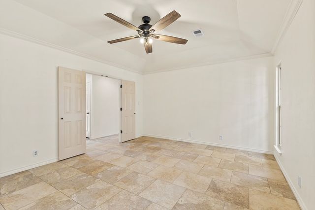 5101 Brazos St, Midland, TX 79707