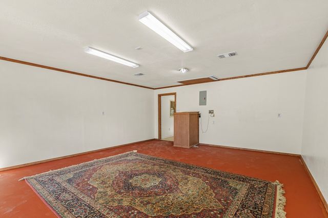 5101 Brazos St, Midland, TX 79707