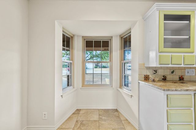 5101 Brazos St, Midland, TX 79707