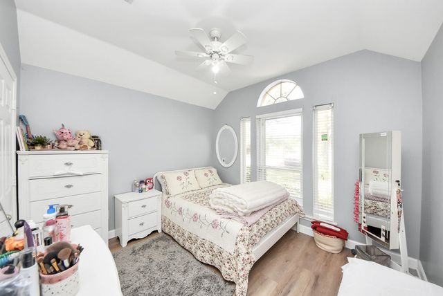 15511 Seminole Canyon Drive, Sugar Land, TX 77498