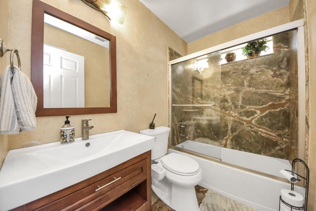 15511 Seminole Canyon Drive, Sugar Land, TX 77498